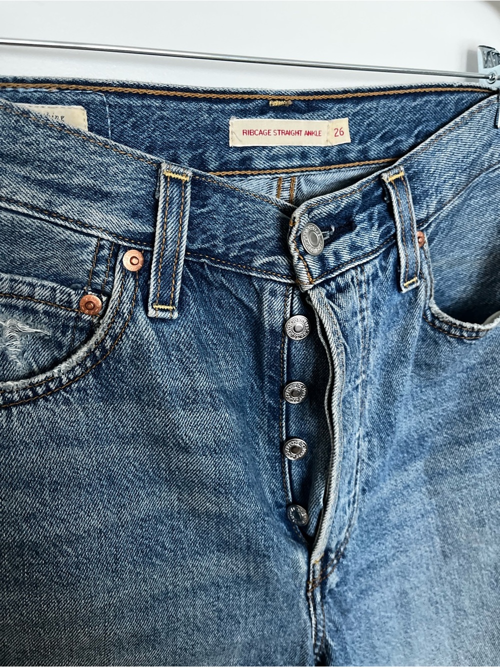 Levi's Ribcage Straight Ankle Jeans - Medium Blue